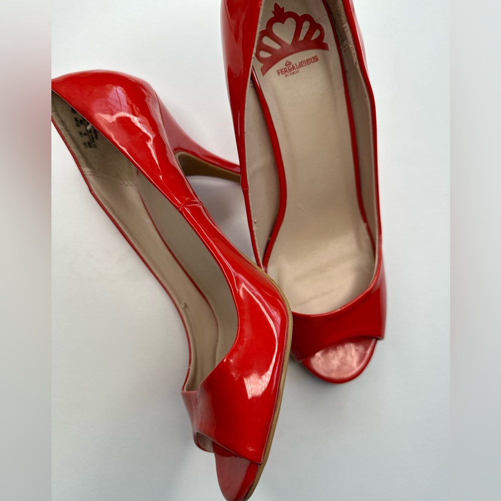 Classic FERGALICIOUS RED heels